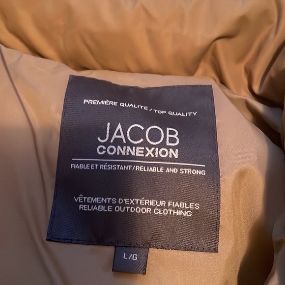 Women’s puffer style jacket - Picture 4 of 4